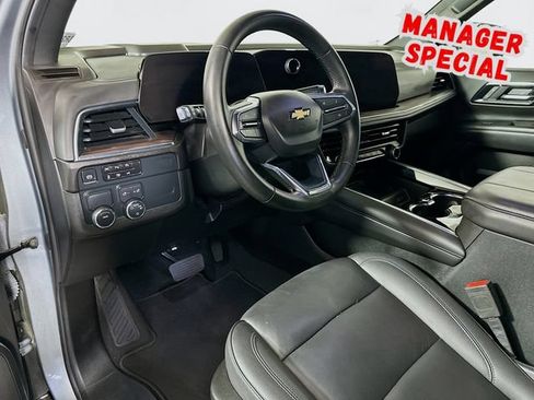 Used 2025 Chevrolet Tahoe LT RWD image 10