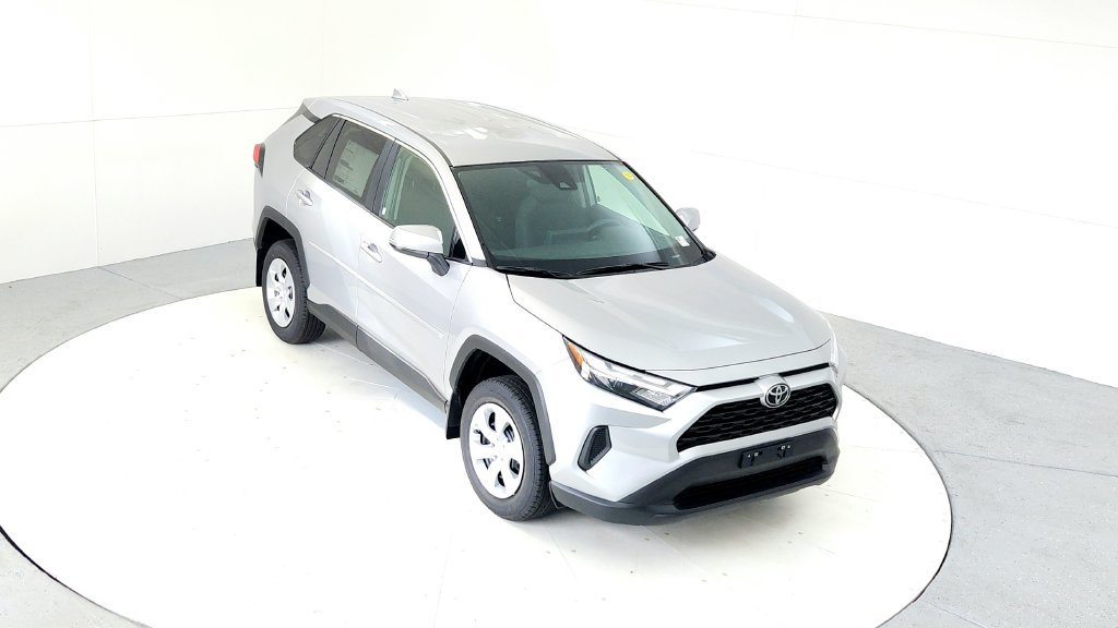 Certified 2025 Toyota RAV4 LE AWD/4WD image 13