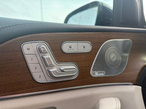 Used 2020 Mercedes-Benz GLE 350 4MATIC image 12