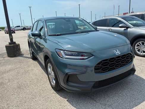 Used 2025 Honda HR-V LX image 1