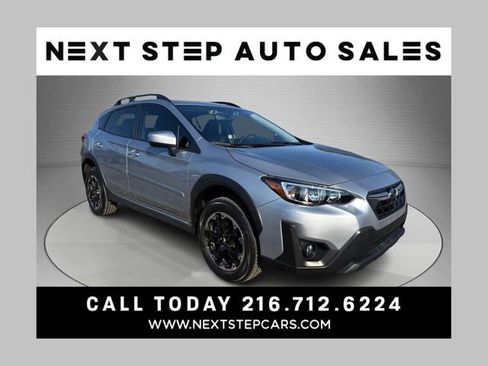 Used 2021 Subaru Crosstrek 2.0i Premium image 1