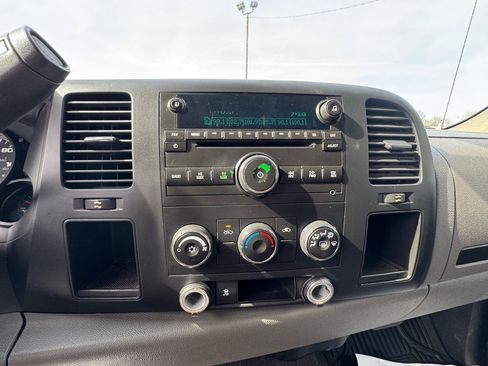 Used 2011 Chevrolet Silverado 1500 LS image 13