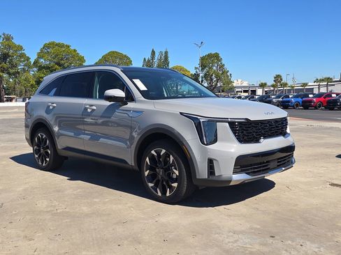 New 2026 Kia Sorento SX FWD image 2