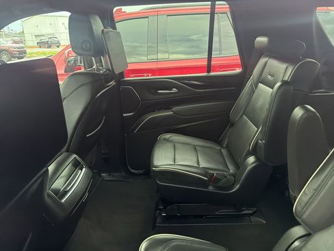 Used 2023 Cadillac Escalade Sport w/ LPO, ONYX Package AWD/4WD image 6
