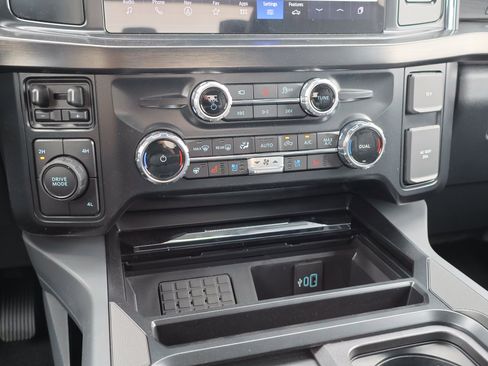 New 2026 Ford F450 Lariat w/ Chrome Package image 24