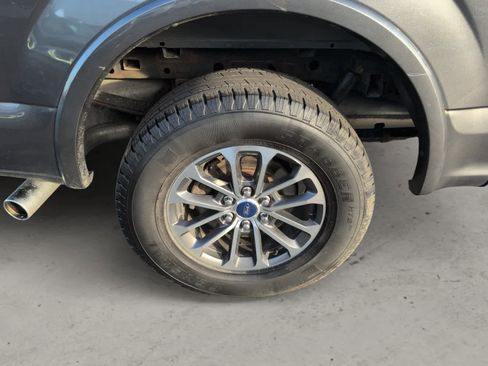 Used 2018 Ford F150 XLT w/ Equipment Group 302A Luxury image 11