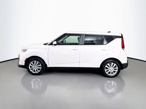 Used 2020 Kia Soul LX FWD image 6