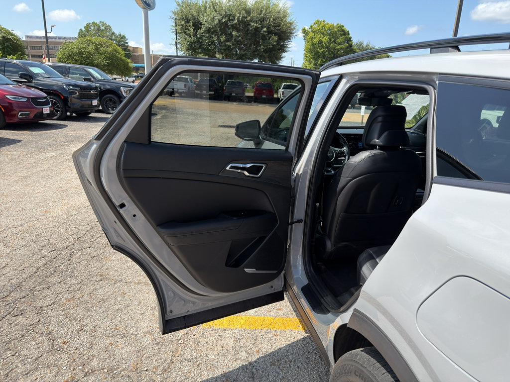 Used 2023 Kia Sportage X-Line w/ X-Line Premium Package AWD/4WD image 28