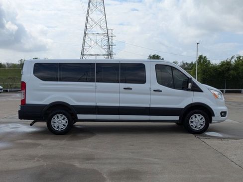 Used 2021 Ford Transit 350 XLT image 4
