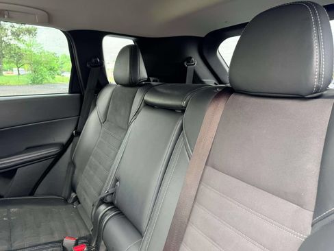 Used 2024 Mitsubishi Outlander SE AWD/4WD image 8