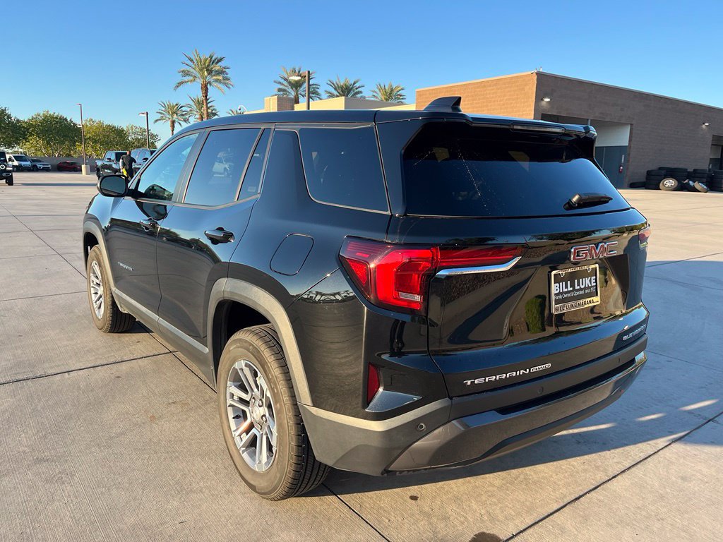 Used 2026 GMC Terrain Elevation AWD/4WD image 9