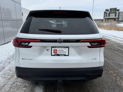 Certified 2024 Toyota Grand Highlander XLE image 45