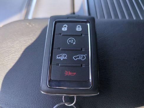 New 2026 Jeep Grand Wagoneer Limited AWD/4WD image 33