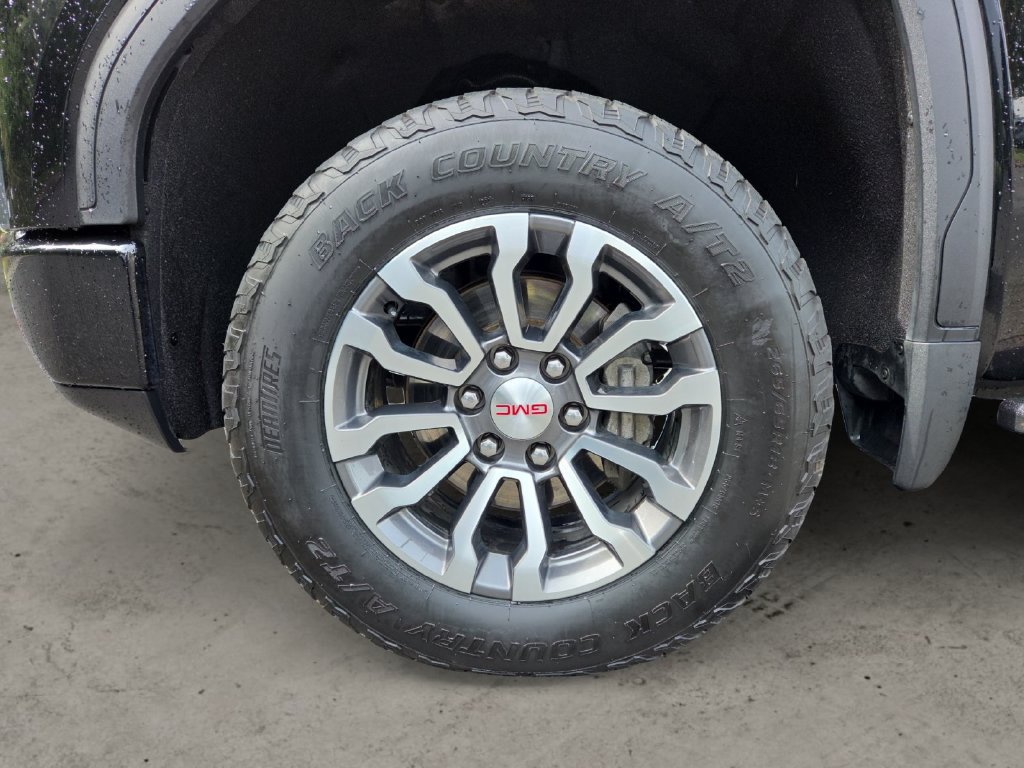 Used 2021 GMC Sierra 1500 AT4 w/ AT4 Preferred Package AWD/4WD image 9