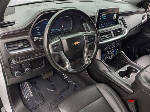Used 2023 Chevrolet Suburban LT image 10