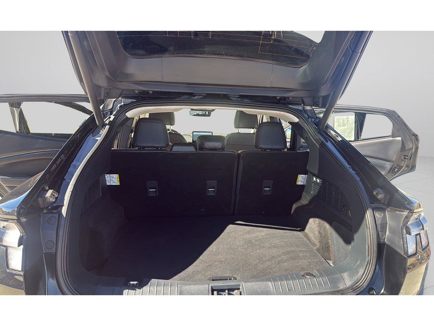 Used 2021 Ford Mustang Mach-E Premium RWD image 27