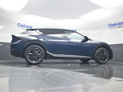 New 2026 Kia EV6 Light RWD image 44