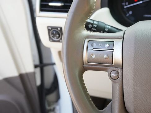 Used 2014 Lexus GX 460 w/ Premium Package AWD/4WD image 29
