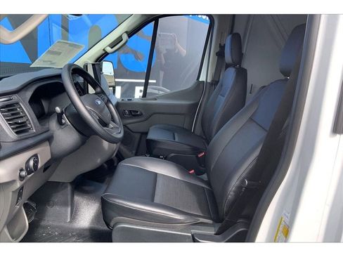 New 2026 Ford Transit 250 148 Medium Roof Extended AWD image 10