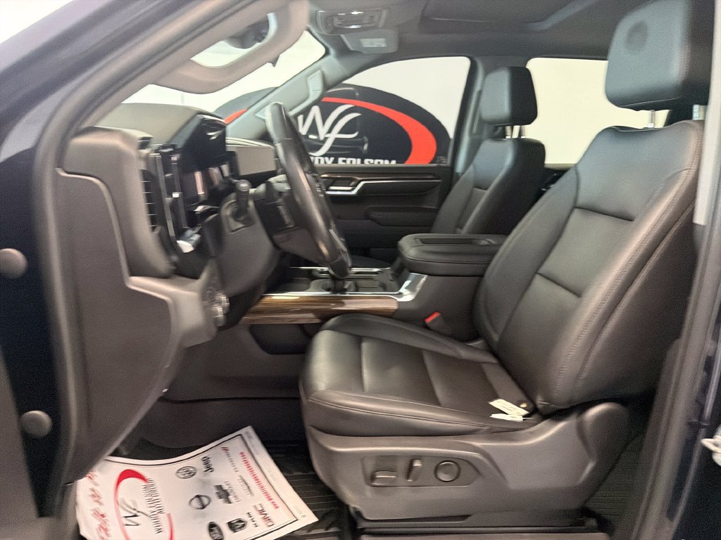 Used 2022 Chevrolet Silverado 1500 LT Trail Boss w/ LT Trail Boss Premium Package AWD/4WD image 11