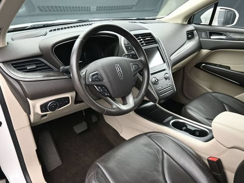 Used 2019 Lincoln MKC Reserve w/ MKC Technology Package AWD/4WD image 11