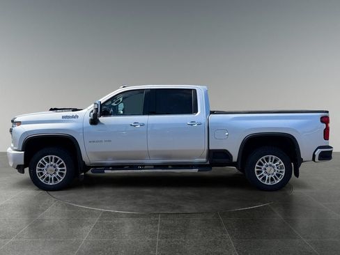 Certified 2021 Chevrolet Silverado 3500 High Country w/ Z71 Off-Road Package AWD/4WD image 5