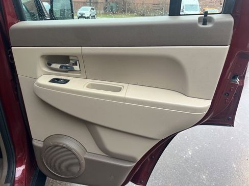 Used 2009 Jeep Liberty Sport image 12