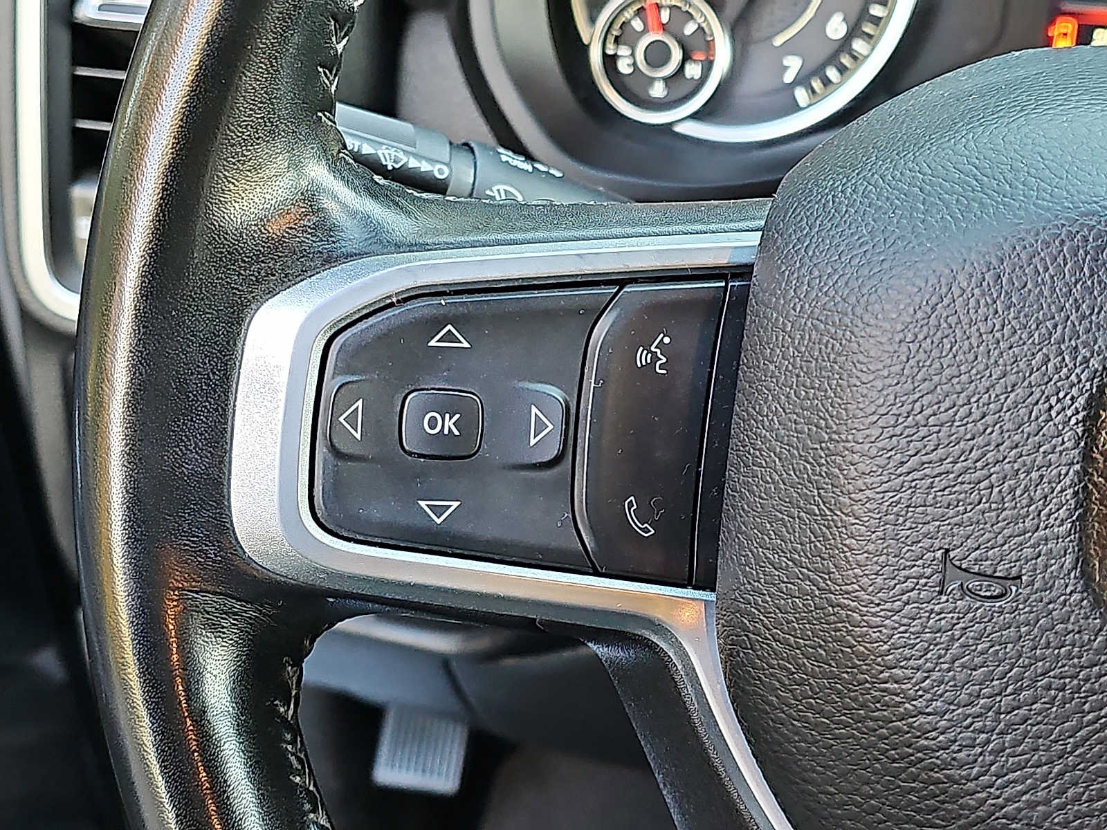 Used 2024 RAM 2500 Big Horn AWD/4WD image 20