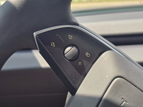 Used 2025 Tesla Model 3 Long Range RWD image 36