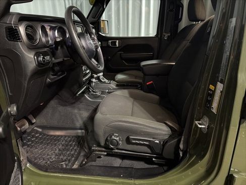 Used 2021 Jeep Wrangler Unlimited Sport image 13