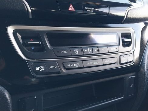 Used 2020 Honda Passport Touring image 32