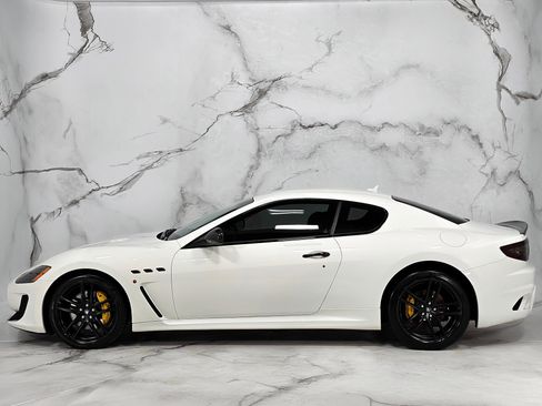 Used 2012 Maserati GranTurismo MC image 7