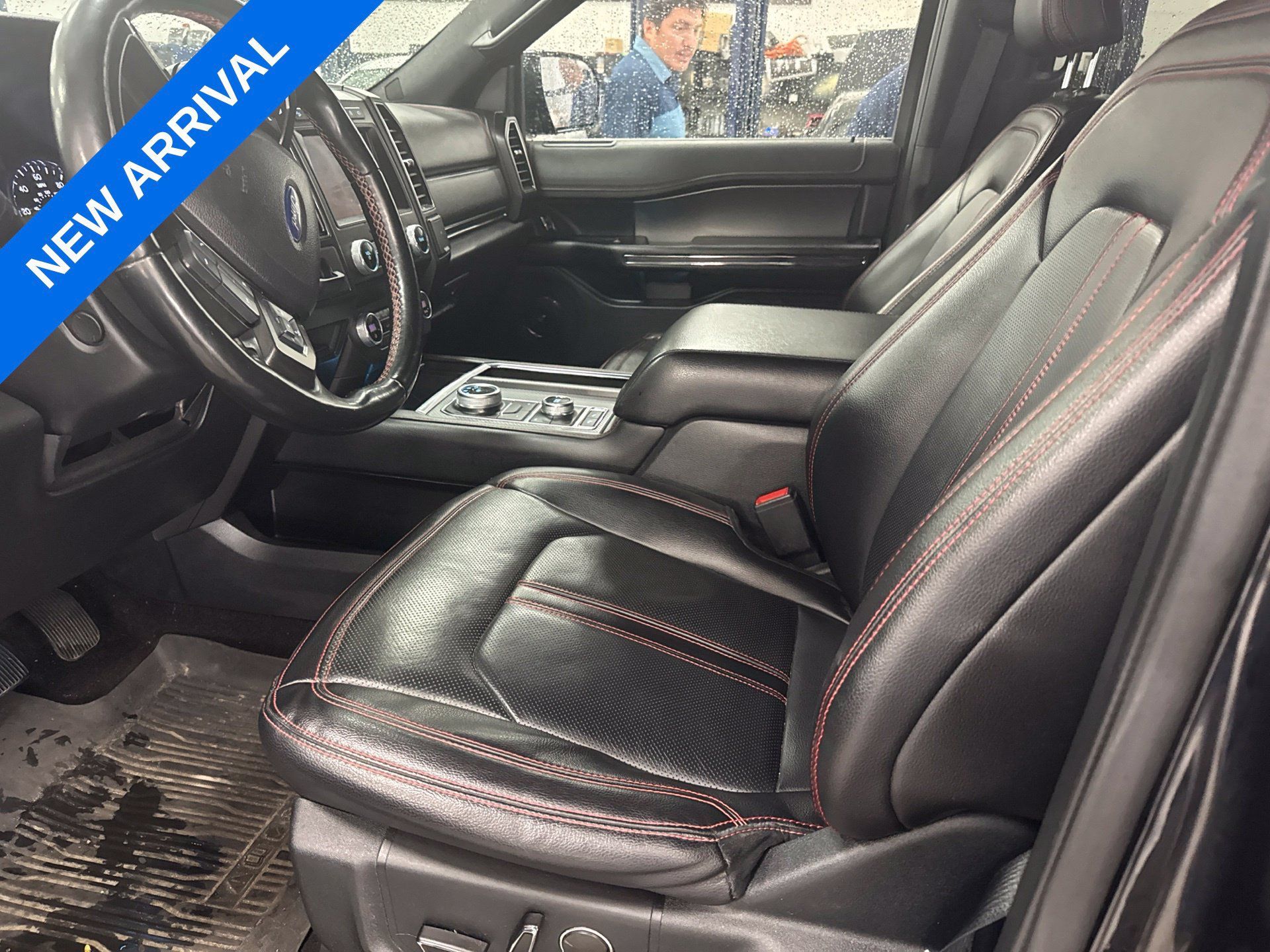 Used 2021 Ford Expedition Limited AWD/4WD image 6