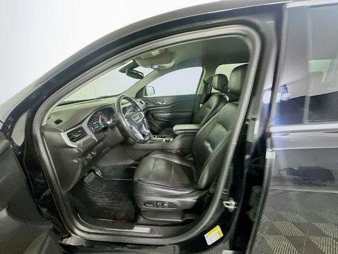 Used 2019 GMC Acadia SLT image 13