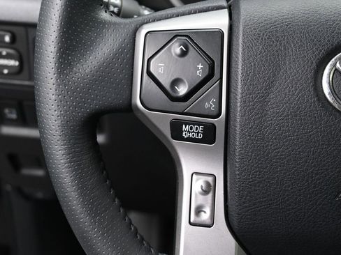 Certified 2022 Toyota 4Runner Limited AWD/4WD image 18