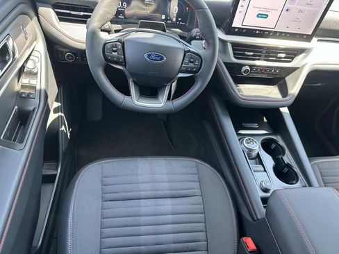 New 2025 Ford Explorer ST-Line image 24