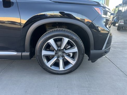 Used 2023 Honda Pilot Touring image 8