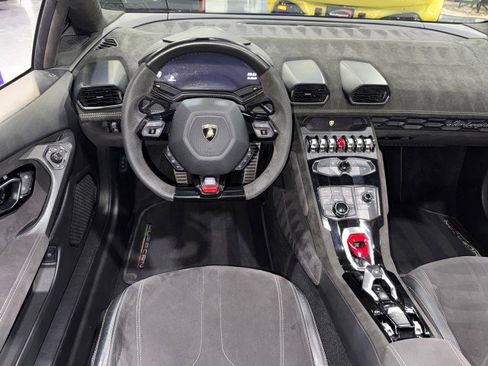 Used 2017 Lamborghini Huracan LP 610-4 image 91