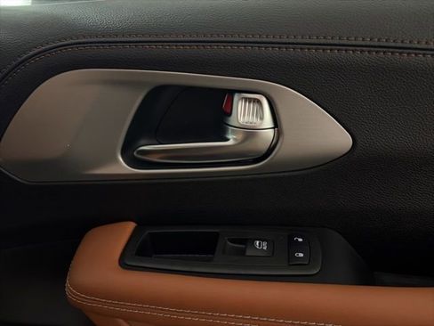 New 2026 Chrysler Pacifica Pinnacle AWD/4WD image 15