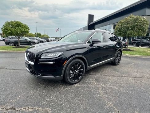 Used 2022 Lincoln Nautilus Reserve w/ Monochromatic Package AWD/4WD image 5