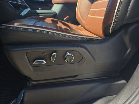 Used 2024 GMC Sierra 2500 Denali Ultimate w/ Max Trailering Package image 29