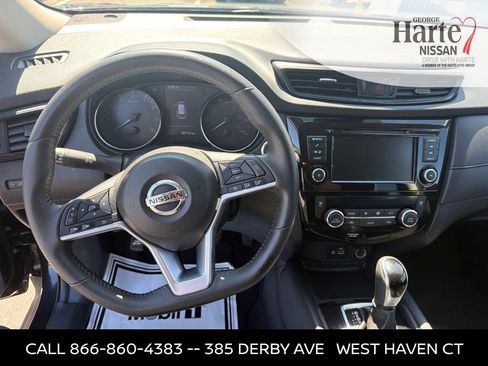 Used 2019 Nissan Rogue SV AWD/4WD image 13