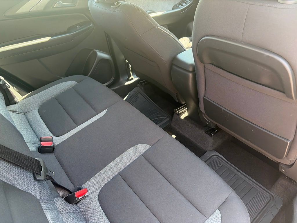 Used 2023 Chevrolet TrailBlazer LS FWD image 20