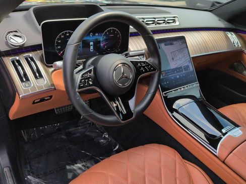 Used 2023 Mercedes-Benz S 580 4MATIC Sedan image 10