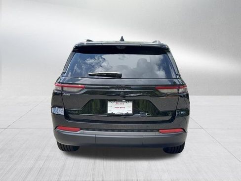 New 2026 Jeep Grand Cherokee Limited AWD/4WD image 6