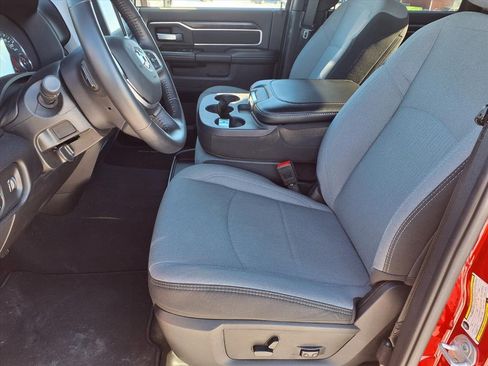 Used 2024 RAM 2500 Big Horn w/ Bed Utility Group image 19