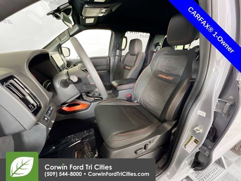 Used 2025 Nissan Frontier PRO-4X AWD/4WD image 22