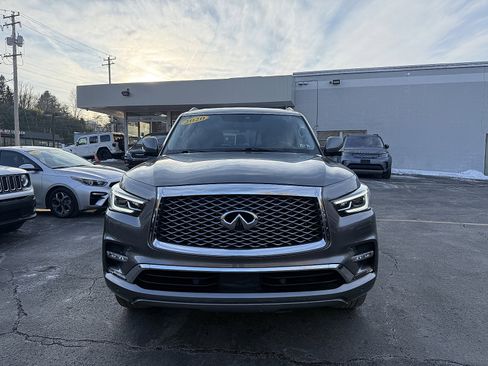 Used 2020 INFINITI QX80 Luxe w/ Proassist Package image 2