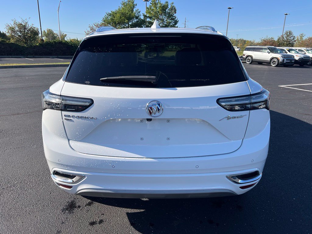 Used 2021 Buick Envision Avenir w/ Technology Package II AWD/4WD image 4