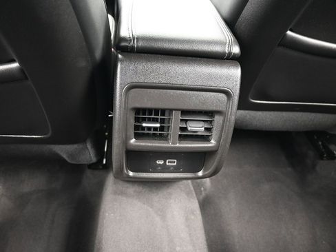 Used 2022 Cadillac XT4 Premium Luxury w/ Enhanced Visibility Package image 42